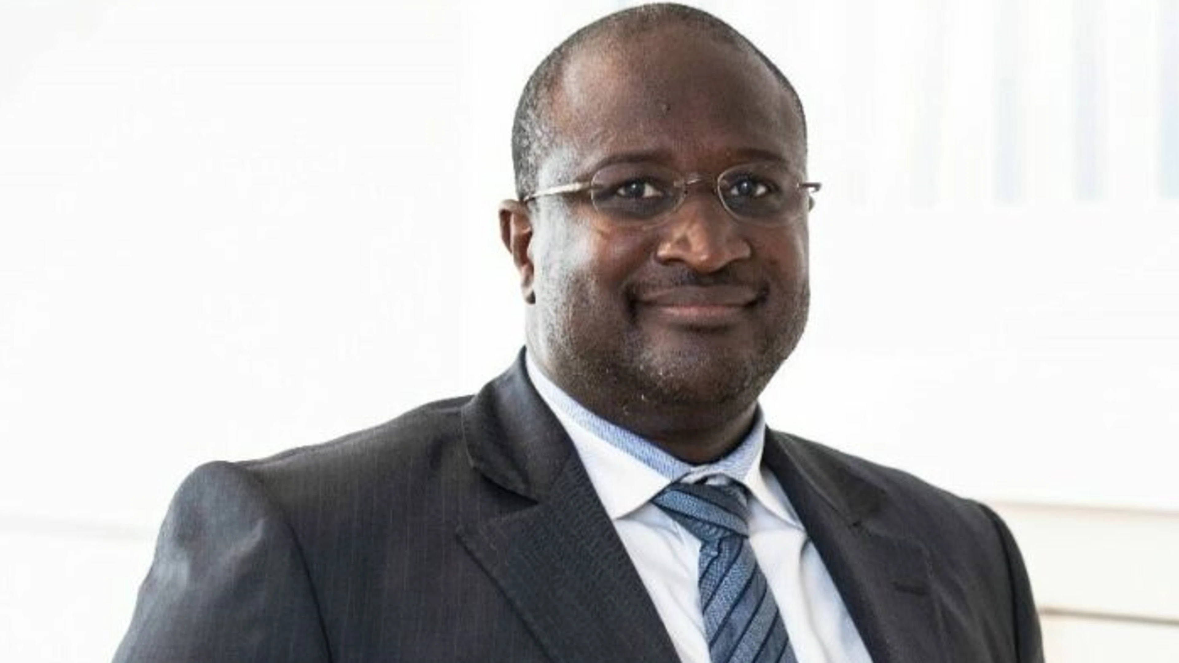 Dr Amadou Sall